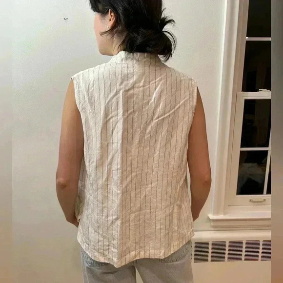 Stripped Linen button down sleeveless top 1x - Picture 7 of 7